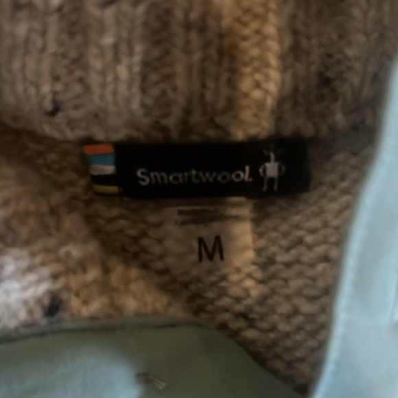 Men’s Smartwool sweater size small - Picture 5 of 6